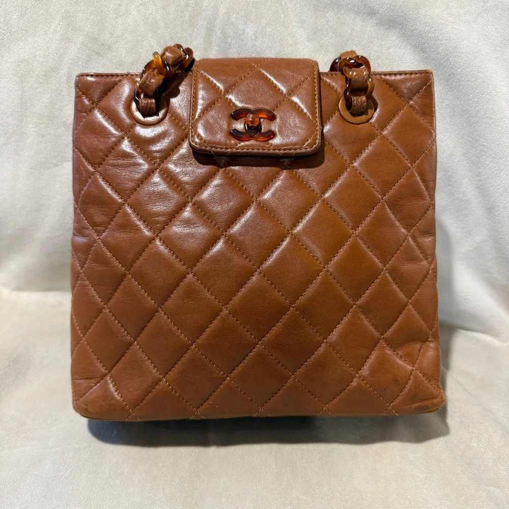 Vintage CHANEL Brown Lambskin Quilted Resin Chain Shoulder Bag 90s Rare Karl Era - Picture 8 of 16